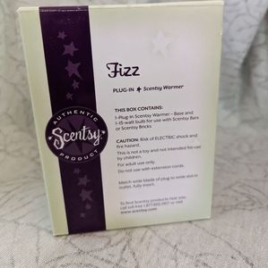 Sentsy plug-in warmer